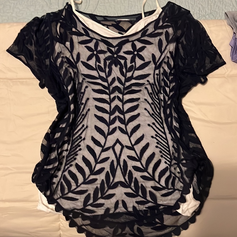 Lacy Net Top With Two Cami’s Navy Blue Size M/L - image 3